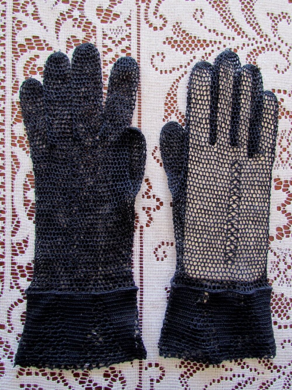 FISHNET GLOVES, NAVY MESH VINTAGE REGENCY VICTORIAN EDWARDIAN COSTUME, TEA PARTY